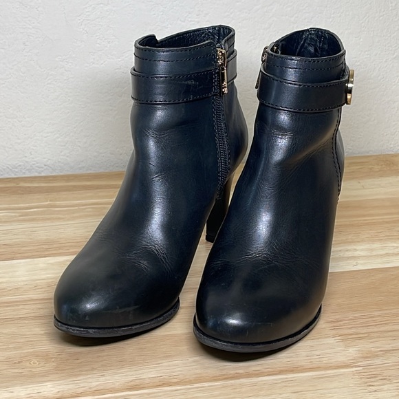 Tory Burch Booties - Bristol High-Heel Size 6.5 Black - Picture 3 of 12